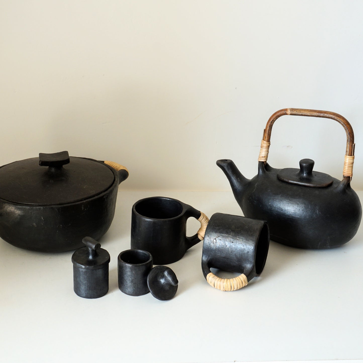 Longpi Black Pottery Kadhai with Lid and Cane Handle