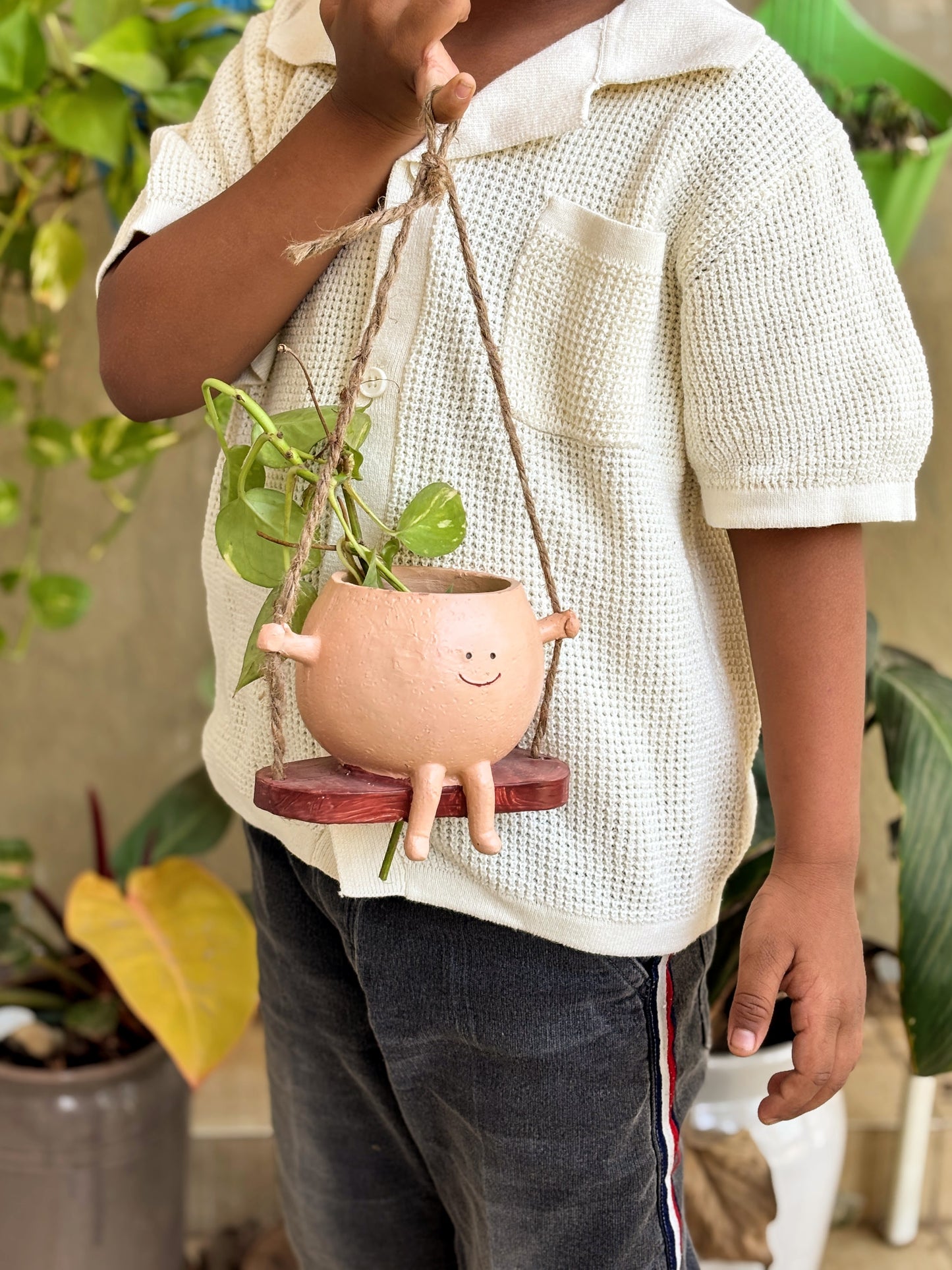 Cutest Buddy Hanging Planter with Rope | Very Last