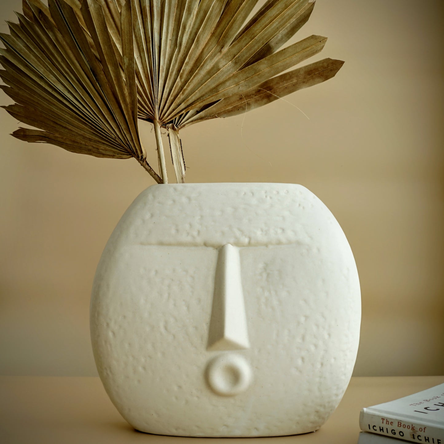 Pout it Out Statement Vase