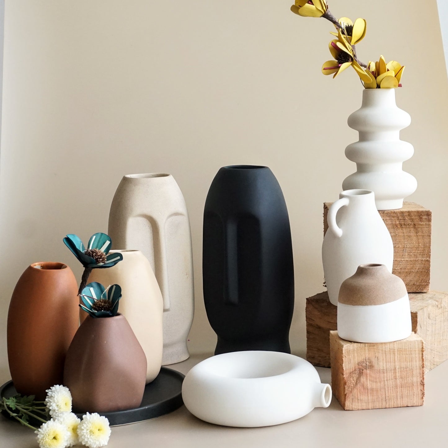 Trending Set of 9 Vases | Grab Dried Leaves Bunch FREE