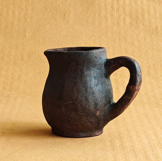 Larnai Black Pottery Jug - Version 02