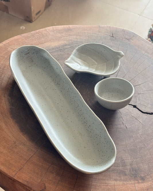 Royal Starter Plate Set with Two Chutney Bowls